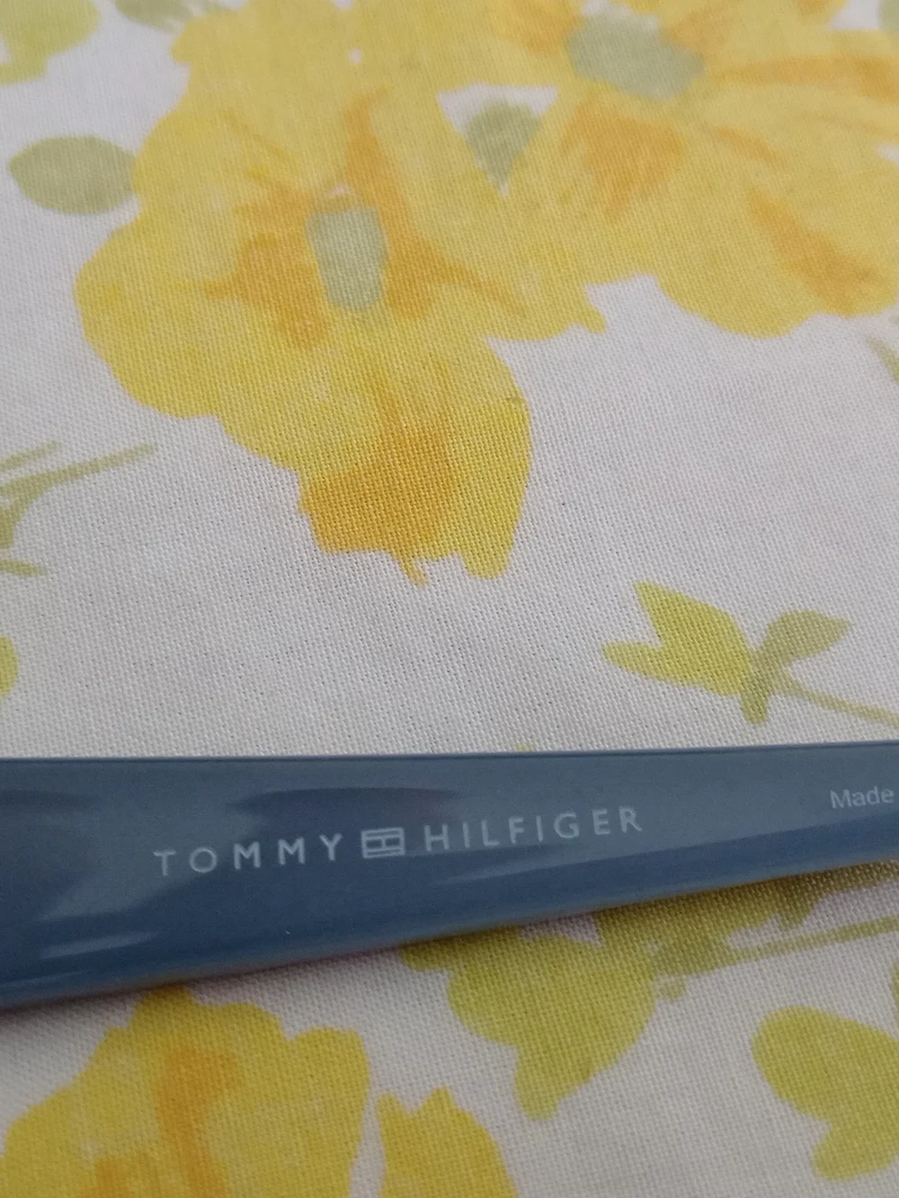 Tommy Hilfiger Quinn (WP OL273) sunglasses Authentic